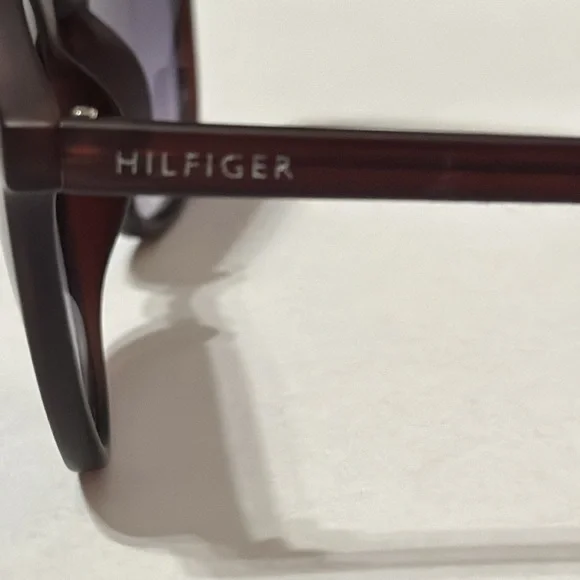 Tommy Hilfiger Dream WP OL453 Round Sunglasses - Picture 9 of 9